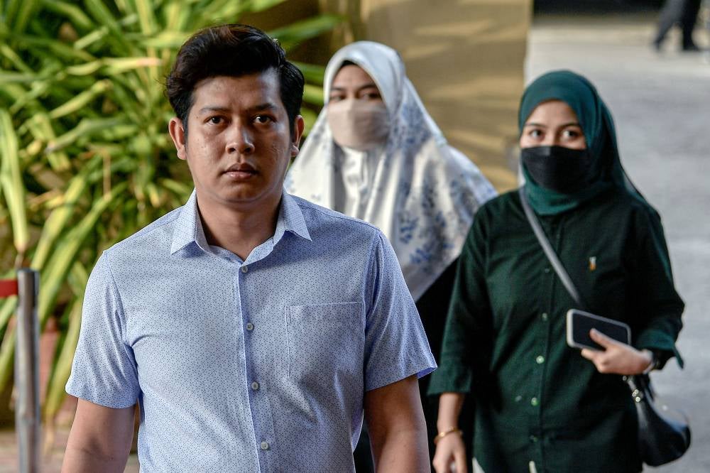 The Sessions Court here today acquitted and discharged Zayn Rayyan Abdul Matin's father, Zaim Ikhwan Zahari, from the charge of neglecting the six-year-old autistic child to the point of causing physical harm to him, two years ago. Photo by Bernama