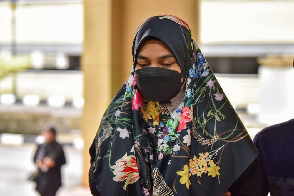 According to Ismanira, Zayn Rayyan also never left the house without her and was always under her supervision. Photo by Bernama