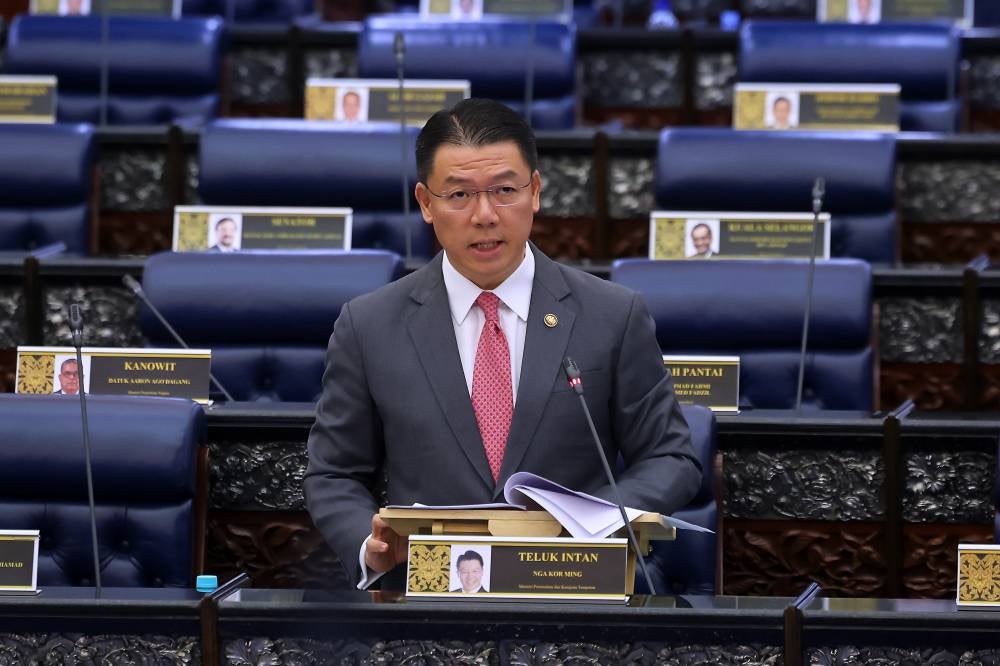 Nga was reported as saying that a total of 20 tonnes of rubbish was collected following the rally, adding that cleanup operations were carried out until 3.30am. - Bernama photo