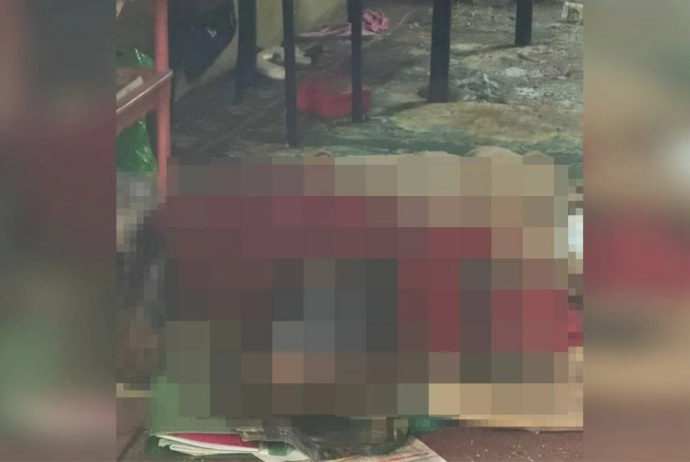 The body was discovered by a man who is an agent for a water filter and air conditioning company at about 4.25pm.