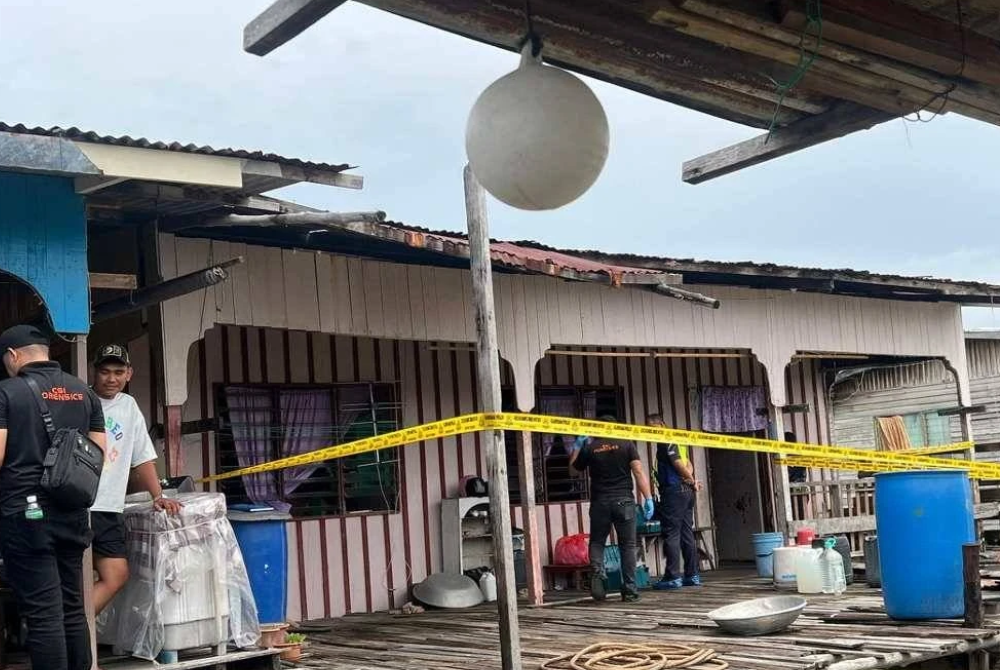 Tawau Deputy Police Chief Supt Champin Piuh said the report lodged at 10.30am was made by a 24-year-old woman, the niece of the deceased woman.