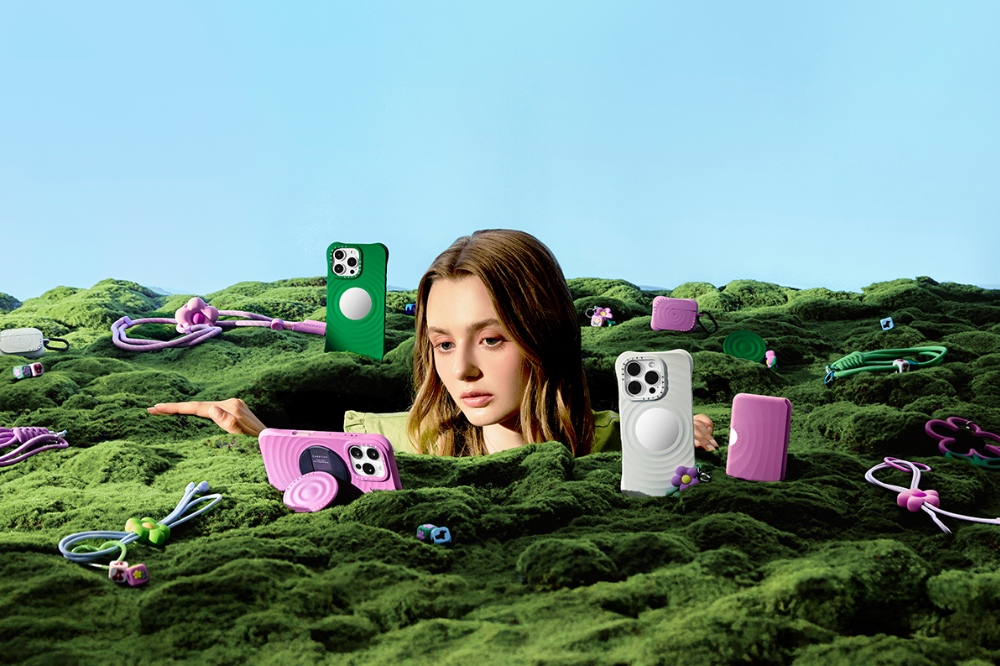 New Essentials by CASETiFY collection: Garden of Wonders. Photo: CASETiFY. 