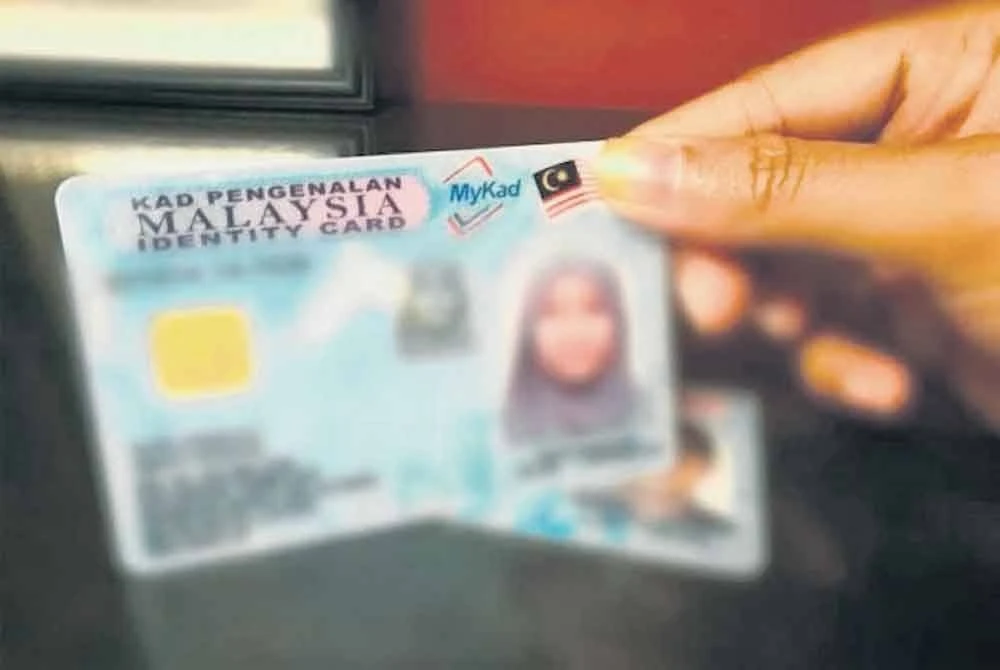 With a single card, individuals can confirm their Malaysian citizenship and seamlessly handle daily tasks such as paying tolls, using public transport and buying essentials.