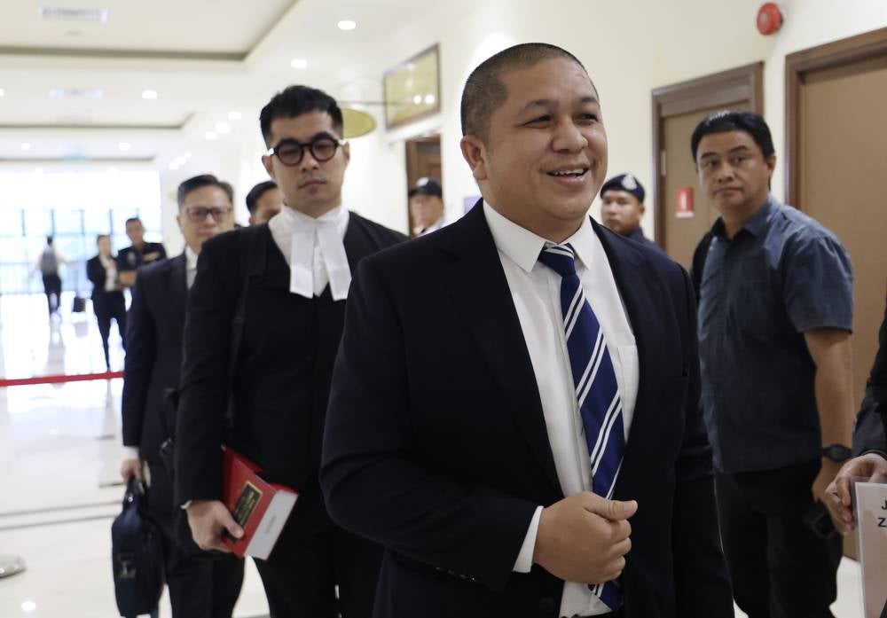 Hamid Ismail, the lawyer representing the family of 13-year-old Zara Qairina Mahathir, attended the Kota Kinabalu Court today for a mention of the inquest to determine the cause and circumstances of Zara Qairina’s death. Photo by Bernama
