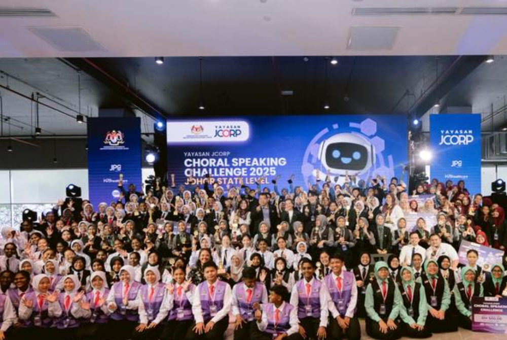 More than 440 students from 22 schools across Johor showcased their talent in the Yayasan JCorp Choral Speaking Johor State Level 2025, held at Komtar JBCC on Aug 19 and 20.