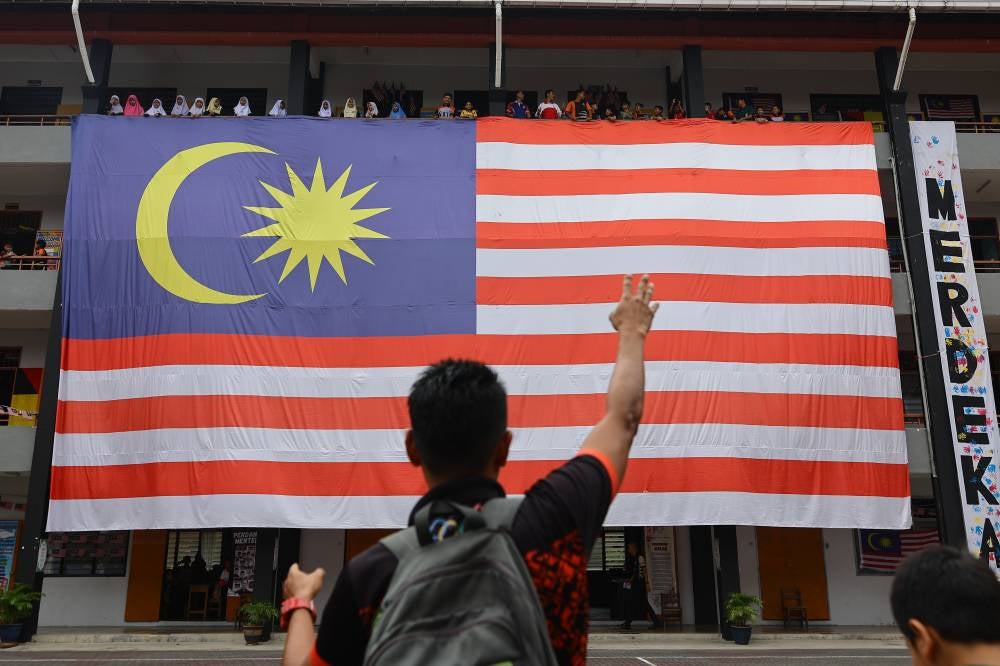 It is this very spirit that has defined Datuk Mohd Azizulhasni Awang, Cheah Liek Hou and Muhammad Faisal Abdul Halim as icons of Malaysian sports, proving to the next generation that there are countless ways to lift the Jalur Gemilang with pride before the world.