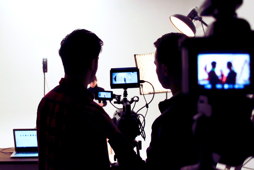 Communications Minister Datuk Seri Fahmi Fadzil, responding to Syerleena in Parliament, acknowledged the issue and pointed to Malaysia’s Film In Malaysia Incentive (Fimi), which offers rebates for international and local productions that meet spending thresholds in the country. Photo illustrated by Sinar Daily