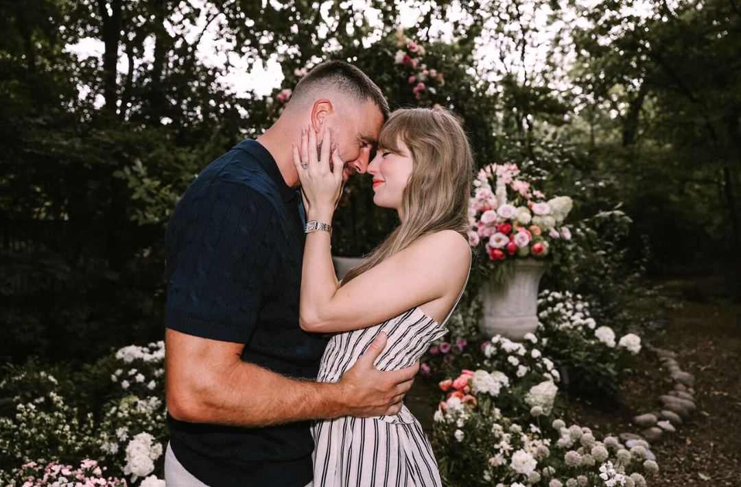 Taylor Swift and Travis Kelce announced their engagement on Instagram. - Photo: Instagram