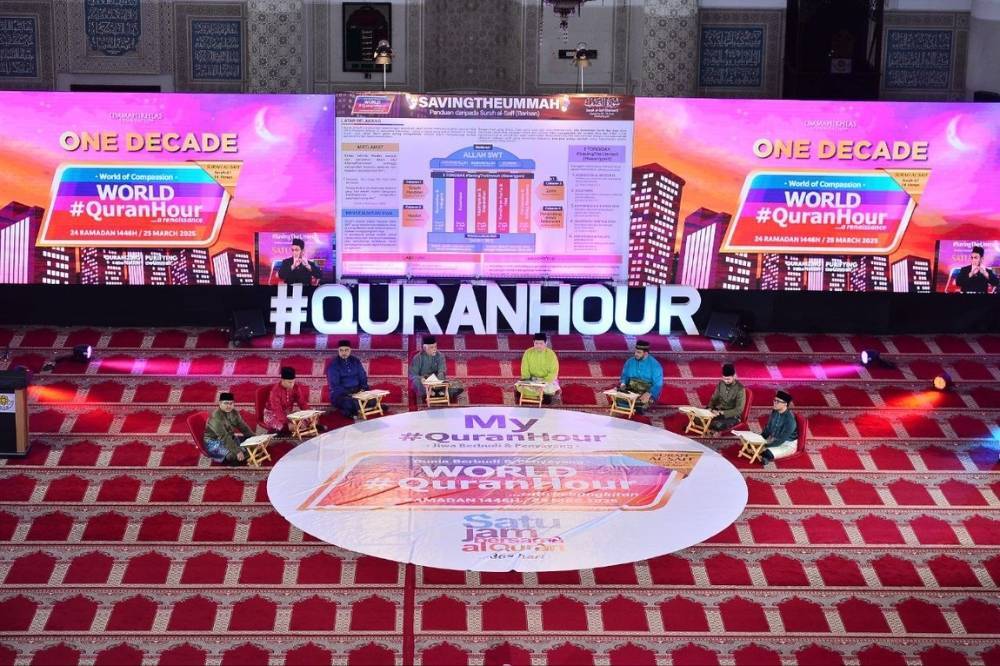 Previous #QuranHour 2025 event. - Photo by ASRIL ASWANDI SHUKOR