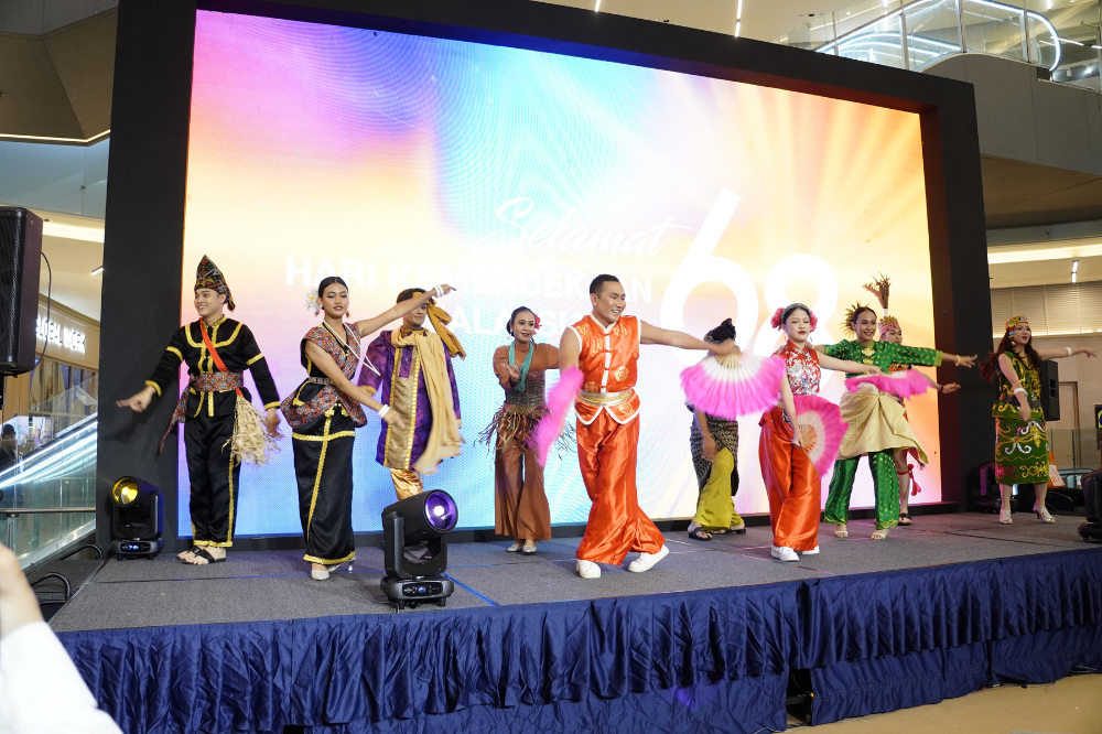 The traditional dances and music made the whole vibe hit different.