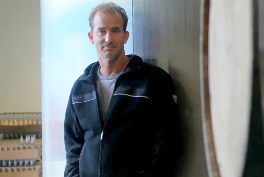 Andrew Cabot confirmed through a spokeswoman that the couple had already gone their separate ways before the now-infamous Coldplay concert clip.
Photo source: Social media