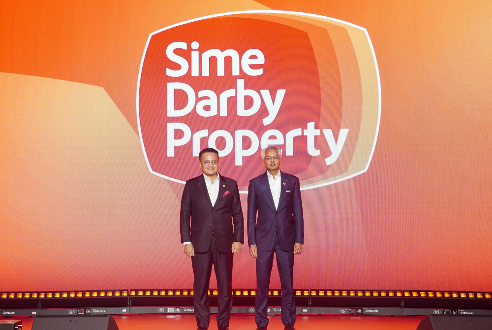 Sime Darby Property chairman Datuk Rizal Rickman Ramli (left) and Sime Darby Property managing director and chief executive officer Datuk Seri Azmir Merican.