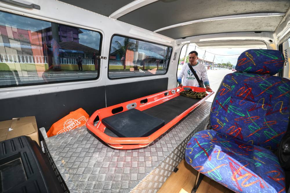 Activist Muhammad Syahrul Nizam Zainal, 34, has turned social work into a full-time career by “waqf-ing himself” for the welfare of society, upholding fardu kifayah as the highest form of patriotism. Photo by Bernama