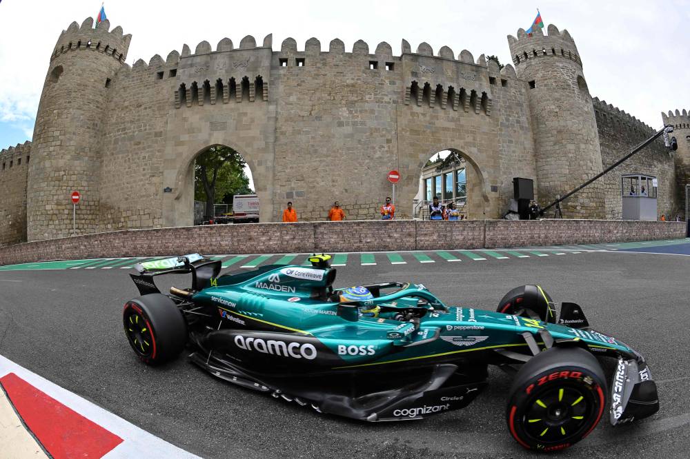 Aston Martin's Spanish driver Fernando Alonso drives during a practice session of the Formula One Azerbaijan Grand Prix at the Baku City Circuit in Baku on September 20, 2025. (Photo by Alexander NEMENOV / AFP)