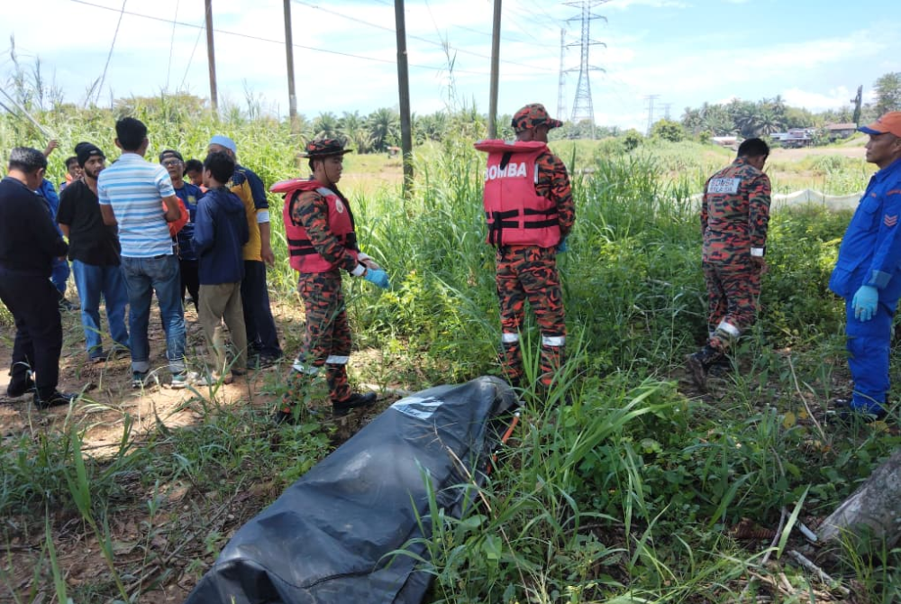 Kinabatangan District Police Chief Superintendent D Ravi said they received a report regarding the incident involving a 41-year-old man who was traveling from Tawau to Kota Kinabalu. Photo courtesy: Kinabatangan Fire and Rescue Department