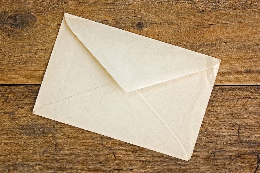 In Malaysia, reading private letters or documents without consent may not always be a direct crime under the law but can still be a violation, while in Islam it is clearly prohibited as a breach of trust and individual rights. Photo: Edited via Canva