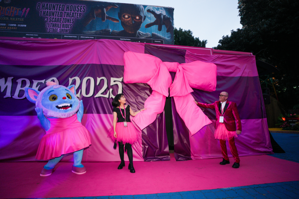 Among the guests were Sunway Theme Parks Marketing and Business Development assistant general manager Michelle Soong and The Sudden Impact! Entertainment Company chief executive officer and founder Lynton V. Harris who also served as the festival’s creative director.- Sunway Lagoon pic