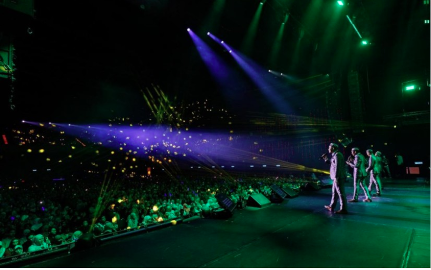 The concert opened with the song ‘Nur Kasih’, followed by a string of fan favourites including ‘Siti Khadijah’, ‘Akrab Persahabatan’ and a medley of ‘Sentuhanmu’, ‘Doa Seorang Kekasih’ and ‘Hembusan Kasturi’, reviving memories of the early 2000s. - Bernama photo