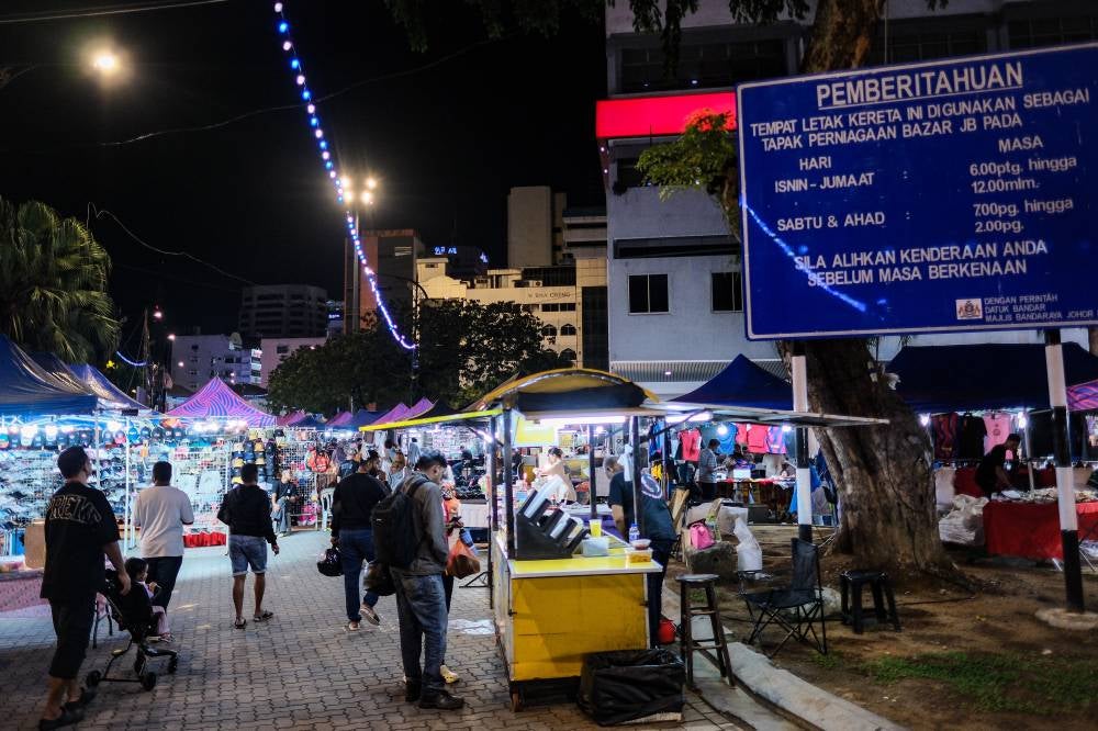 Electricity supply was fully restored at 5.54pm, thanks to the swift action of Tenaga Nasional Berhad’s (TNB) technical teams. - Photo: Bernama