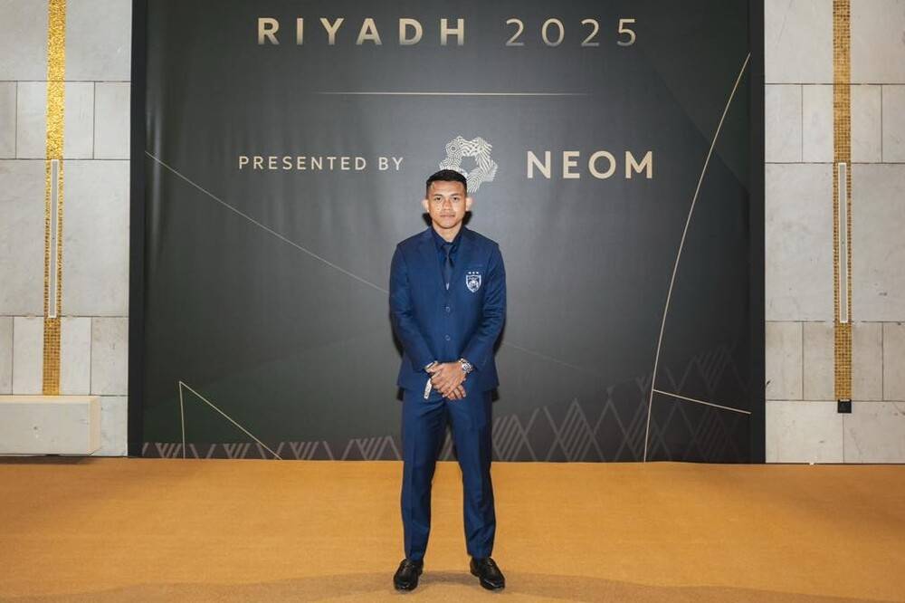 At the AFC Awards Night on Oct 17 in Riyadh, Arif made history as the first Malaysian nominated for the AFC Player of the Year, finishing third. Photo: Johor Southern Tigers's Facebook page.
