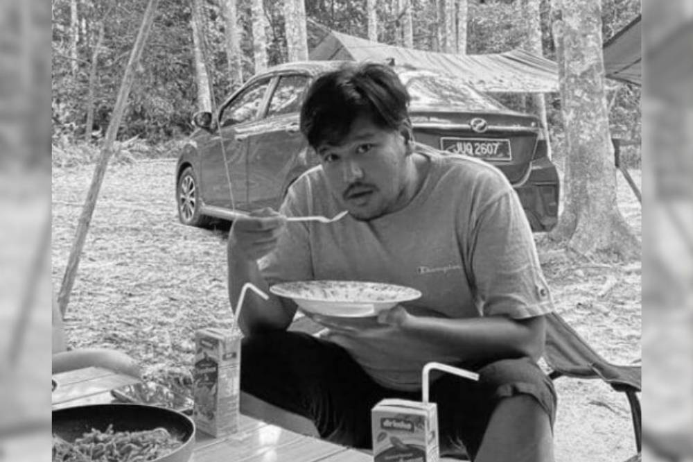 Mustaqqeem was found dead at Gunung Liang’s peak, believed to have died from hypothermia after being left alone when his guide went to seek for help. Photo: X