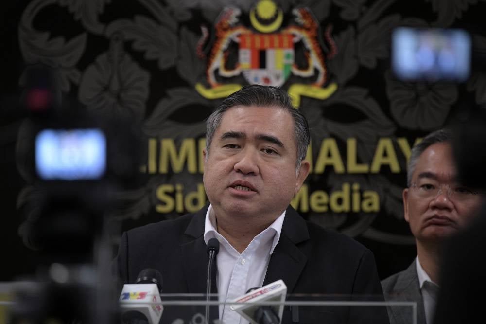 The government will standardise the rates and procedures for road traffic offence compounds nationwide through the implementation of the principle 