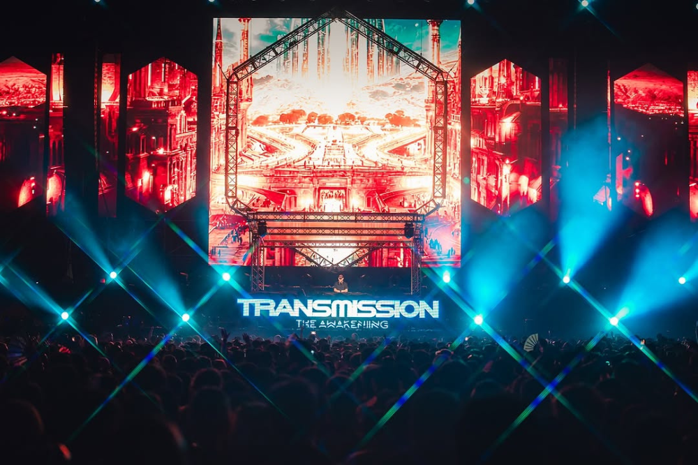 Photo: Instagram / @hifiveasia