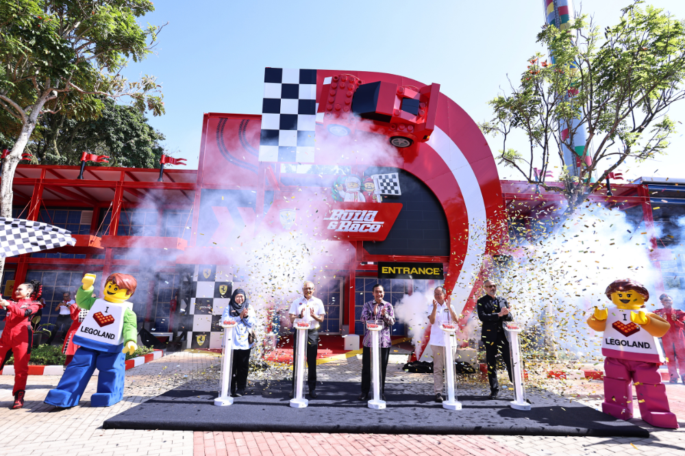 (From left) Zuraini Abdul Ghani (Director of Package Development, Tourism Malaysia), Datuk Asman Shah Abd Rahman (Johor state secretary), Datuk Onn Hafiz (Johor Menteri Besar), Cs Lim (Legoland Malaysia Resort vice-president) and Benoit Montaigne (Global Creative Manager Experiences at Ferrari). - Photo: Media Digital Johor