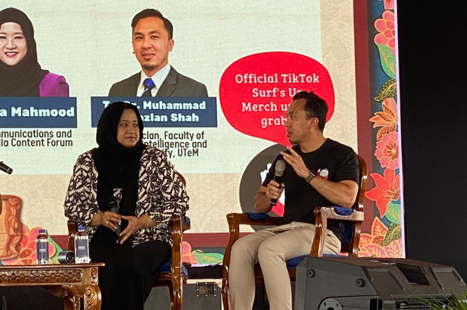 CMCF CEO Mediha Mahmood (left) and UTeM academician Dr Muhammad Noorazlan Shah.