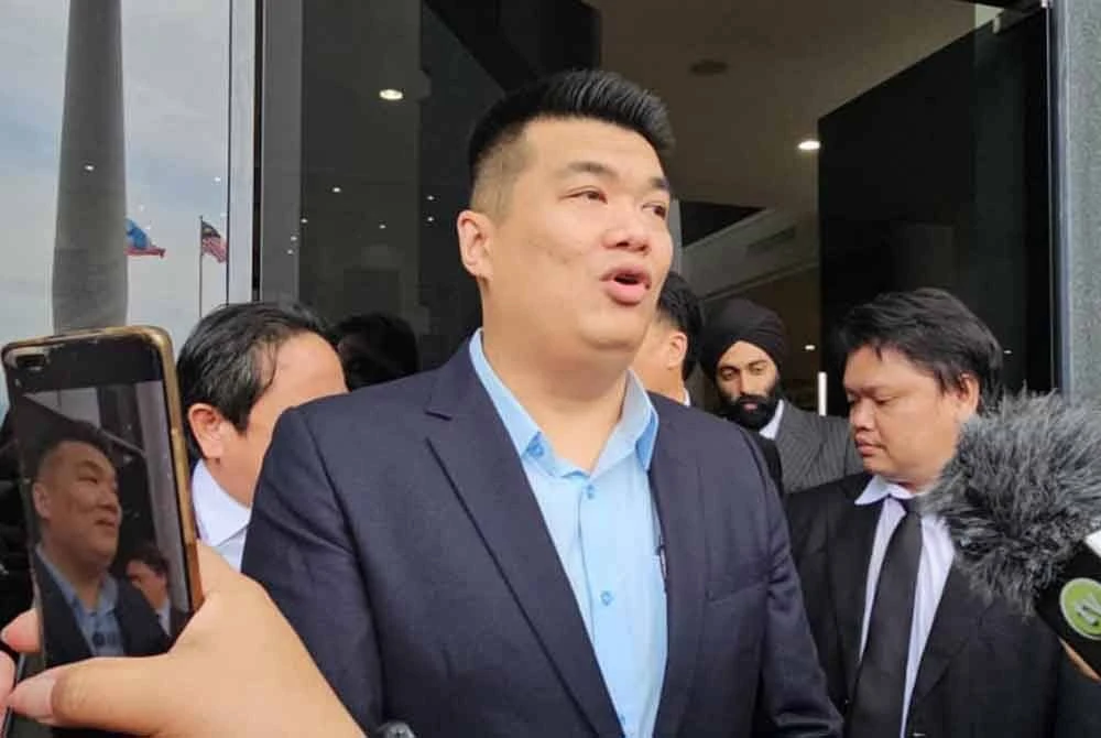 The businessman then asked Ellron whether he recalled receiving part of the alleged RM500,000 to purchase a car.