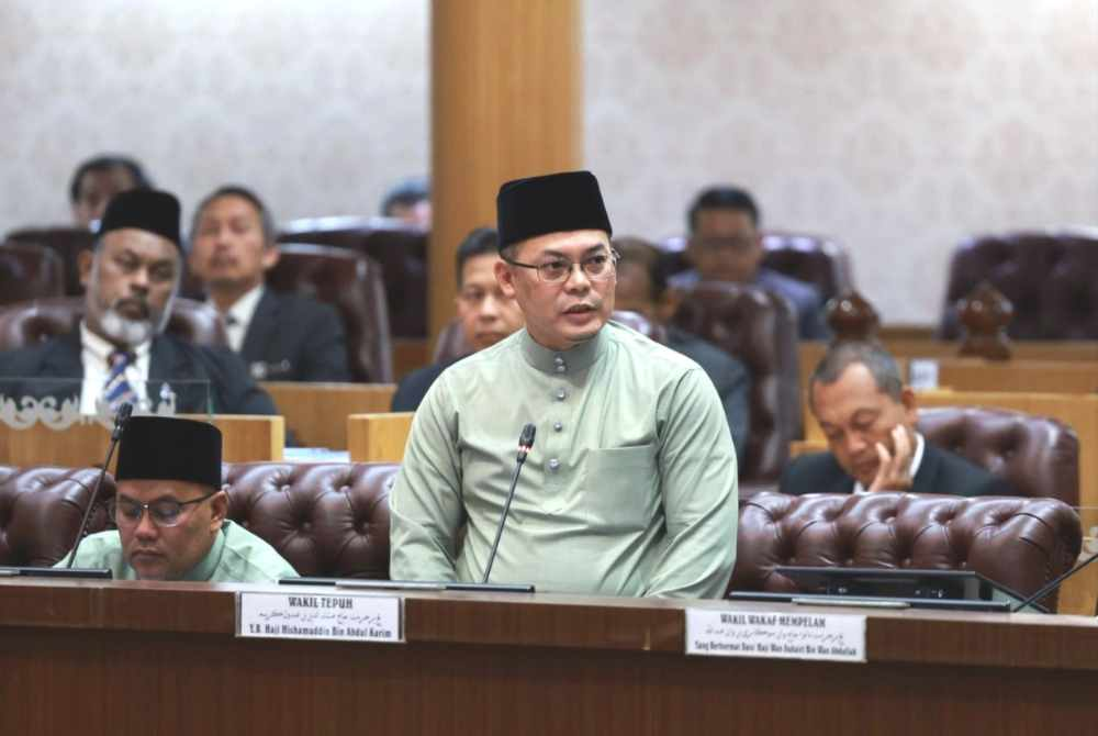 Hishamuddin delivering his closing speech at the Terengganu State Legislative Assembly session on Wednesday.