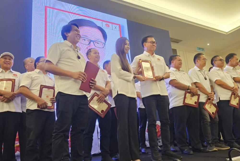 Only 39 names are announced on Thursday (Nov 13) while the candidate for Kemabong will be announced on Friday. 