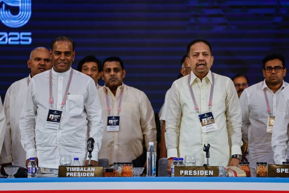 MIC President Tan Sri Dr SA Vigneswaran together with MIC Supreme Council members attending the 79th MIC General Assembly meeting today. (BERNAMA PHOTO)