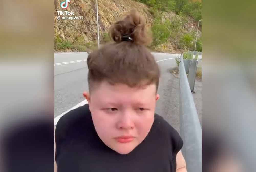 Azman shared a video of Mikhael’s determination on TikTok @MikePWS.