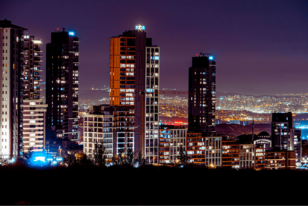 Researchers said 83 per cent of cities experienced sustained rises in nighttime temperatures, with Melbourne recording the fastest increase in dry tropical conditions-warming by 1°C every 5.36 years-while Dubai saw the sharpest rise in moist tropical conditions at 1°C every 8.81 years. Photo for illustration purpose only.