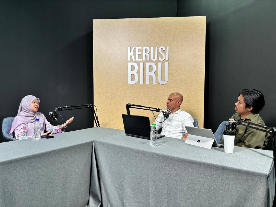 Education Minister Fadhlina Sidek with hosts Altimet and Aiman Wan Alias during the Kerusi Biru podcast, last night.