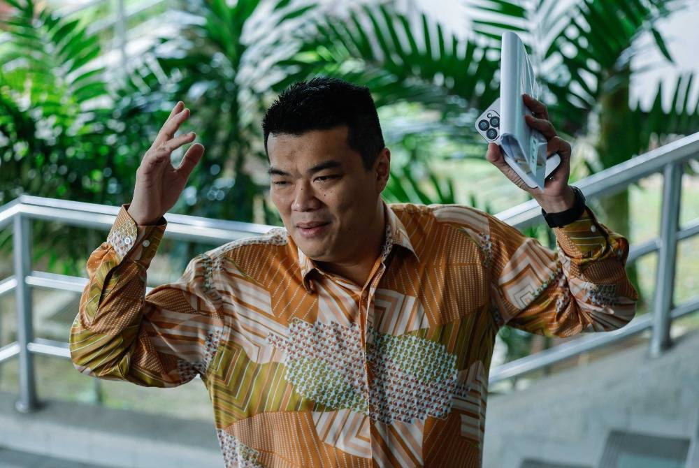 Police have yet to find any evidence to support allegations that Malaysian Anti-Corruption Commission (MACC) officers pointed a firearm at businessman Albert Tei during his arrest at his residence in Puchong on Nov 28. Bernama FILE PIX