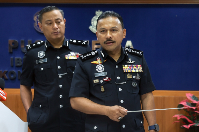 Kelantan Police Chief, Datuk Mohd Yusoff Mamat said the results of a study conducted found that there was still a gap in terms of the installation of CCTV in certain premises, although the need is increasingly critical in efforts to strengthen public safety. - Bernama photo