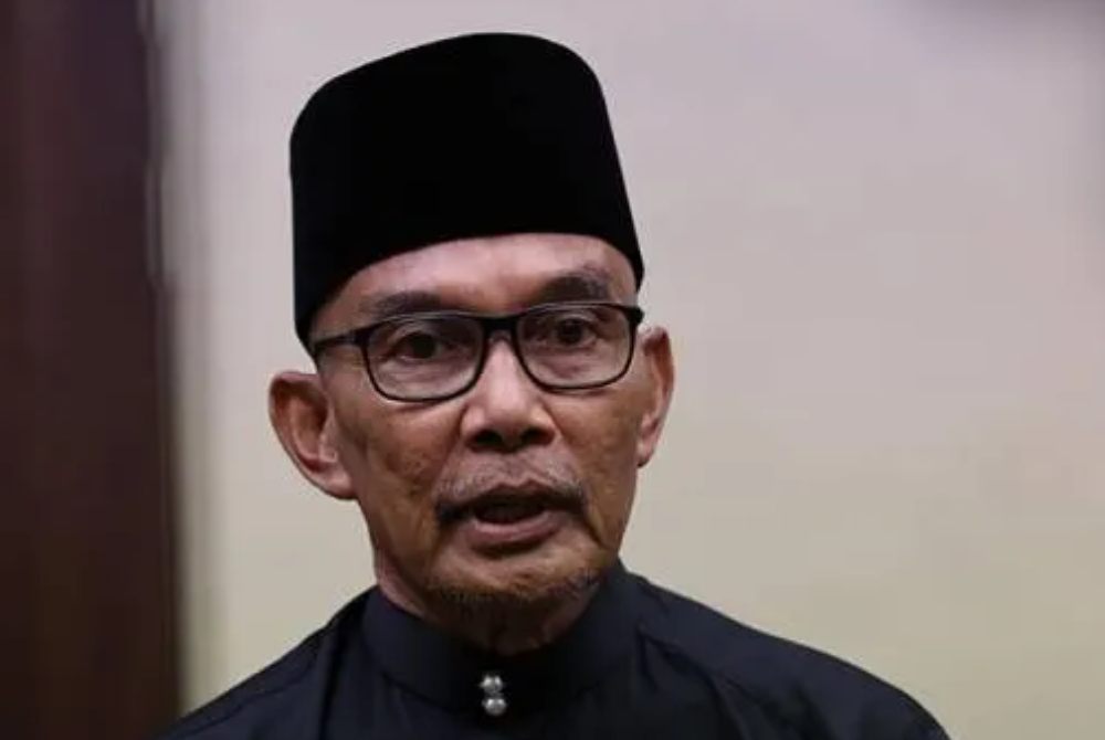 Perlis Menteri Besar Mohd Shukri Ramli. 