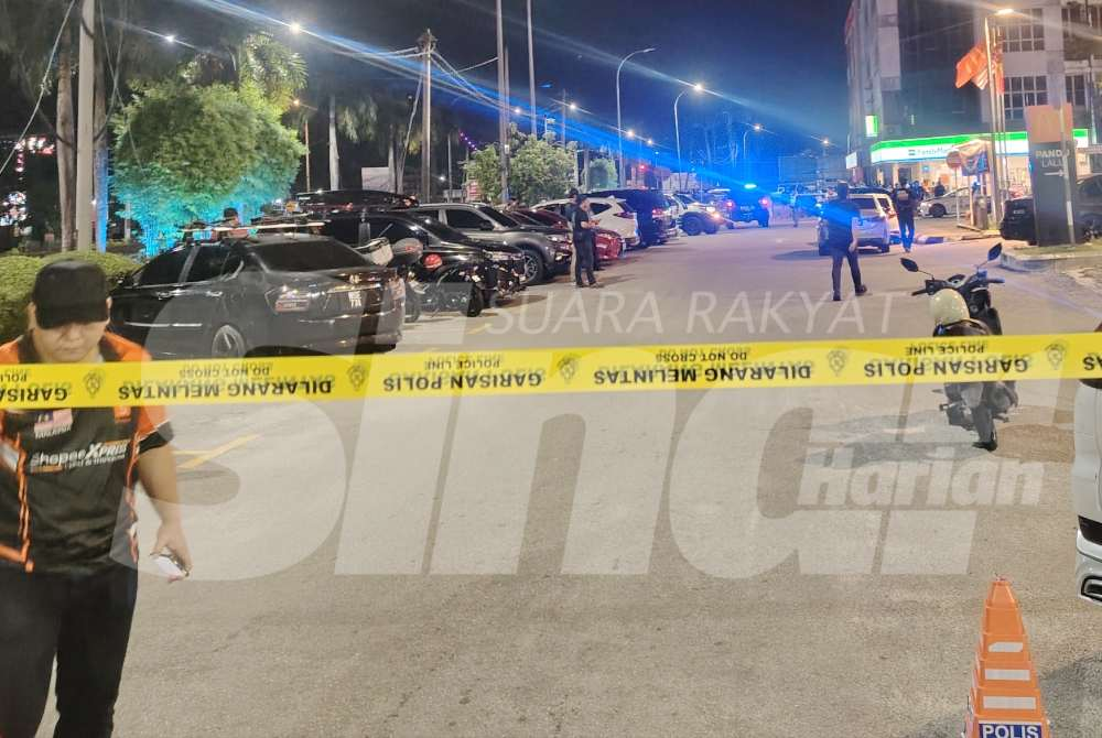 The incident is believed to have occurred at about 10pm while the victim was eating at the premises.