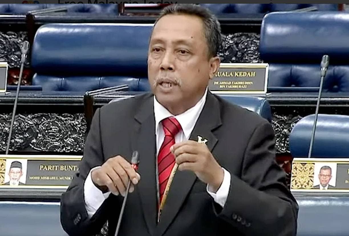 Retired army major general and former intelligence officer Datuk Khlir Mohd Nor