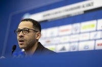 Strasbourg's British head coach Liam Rosenior addresses media during a press conference at the Stade de la Meinau in Strasbourg, eastern France on January 6, 2026. (Photo by ROMEO BOETZLE / AFP)