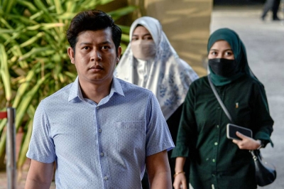 Zayn Rayyan Abdul Matin's father, Zaim Ikhwan Zahari, 31, remains a free man after the High Court today dismissed the prosecution’s appeal against his acquittal on the charge of neglecting the six-year-old autistic child to the point of causing physical harm to the boy three years ago. - BERNAMA FILE PIX