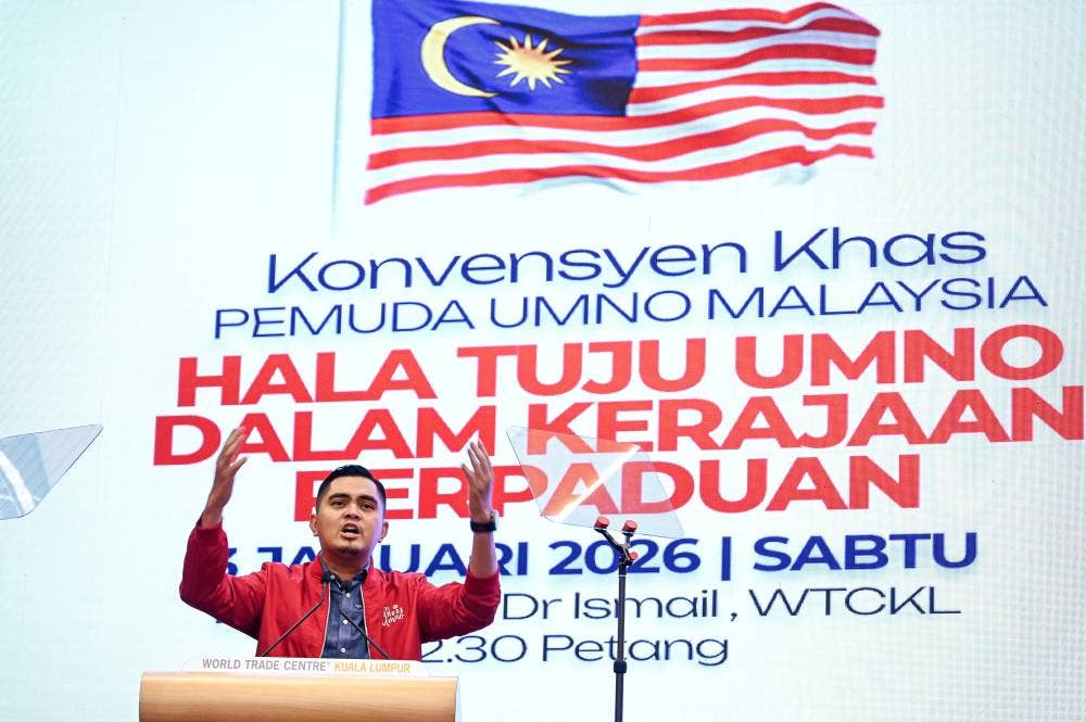 Umno Youth chief Datuk Dr Muhamad Akmal Saleh delivering his speech during the party's youth wing special convention at WTCKL on Jan 3, 2026. - Bernama photo