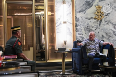 Earlier today, His Majesty granted an audience to the newly appointed Army Chief at Istana Bukit Tunku here. Photo: Facebook/Sultan Ibrahim Sultan Iskandar