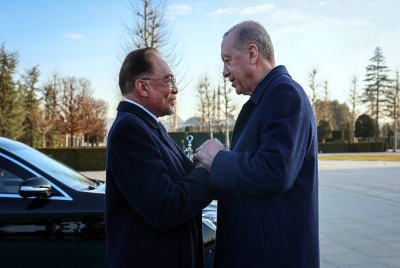 Turkish President Recep Tayyip Erdogan has expressed concern over the health condition of former Malaysian Prime Minister Tun Dr Mahathir Mohamad during a meeting with Prime Minister Datuk Seri Anwar Ibrahim in conjunction with the latter's official visit to the country.