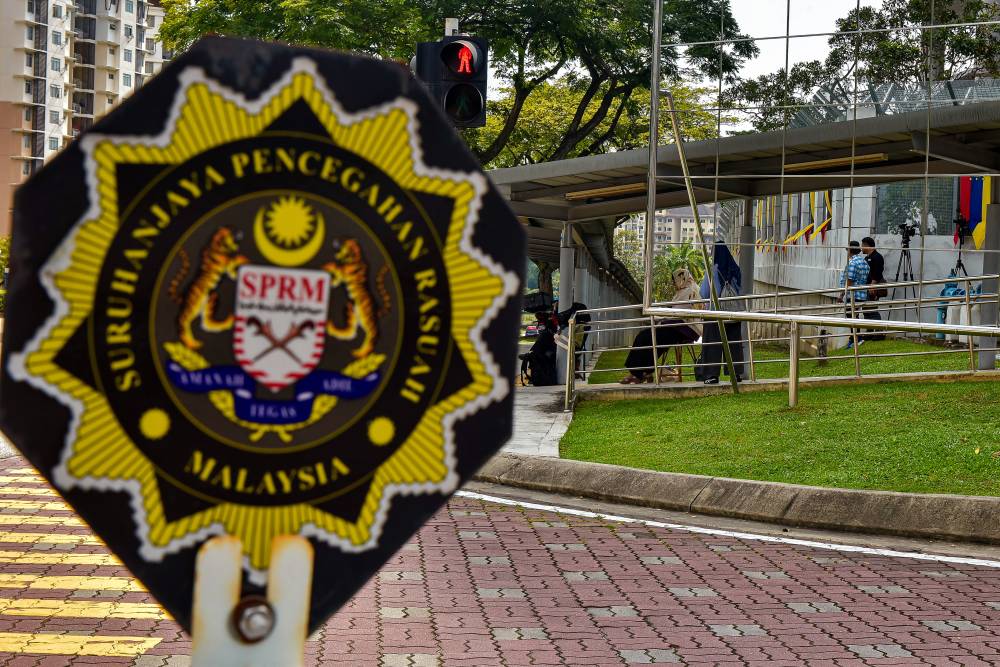 An application to extend the remand period for the former army chief and his two wives who were detained in connection with a procurement tender corruption case will be made based on the needs of the current investigation. - Bernama photo