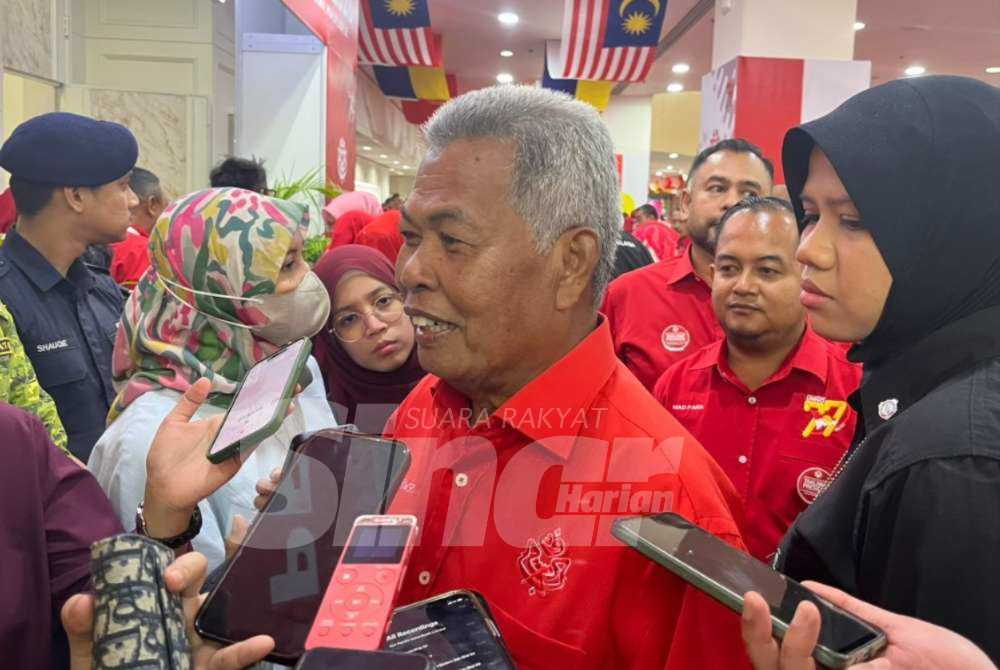 Ahmad speaking to reporters after the briefing session with the Umno president at Dewan Merdeka, Kuala Lumpur World Trade Centre (WTCKL), here on Wednesday.