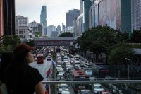 The Klang Valley has an expanding highway network, but traffic congestion remains a worsening daily reality, particularly during the morning and evening peak hours. - BERNAMA FILE PIX