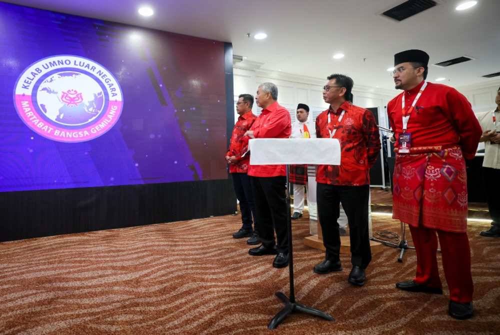  Umno President Datuk Seri Ahmad Zahid Hamidi attended a special meeting with overseas Umno delegates and launched the new Overseas Umno Club logo here today. Photo by Bernama